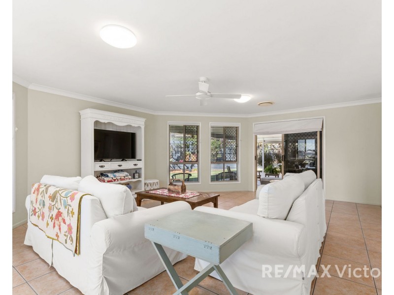11 Jayleigh Court, Morayfield QLD 4506