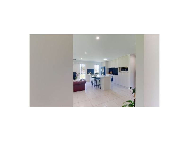 34 Morris Road, Elimbah QLD 4516