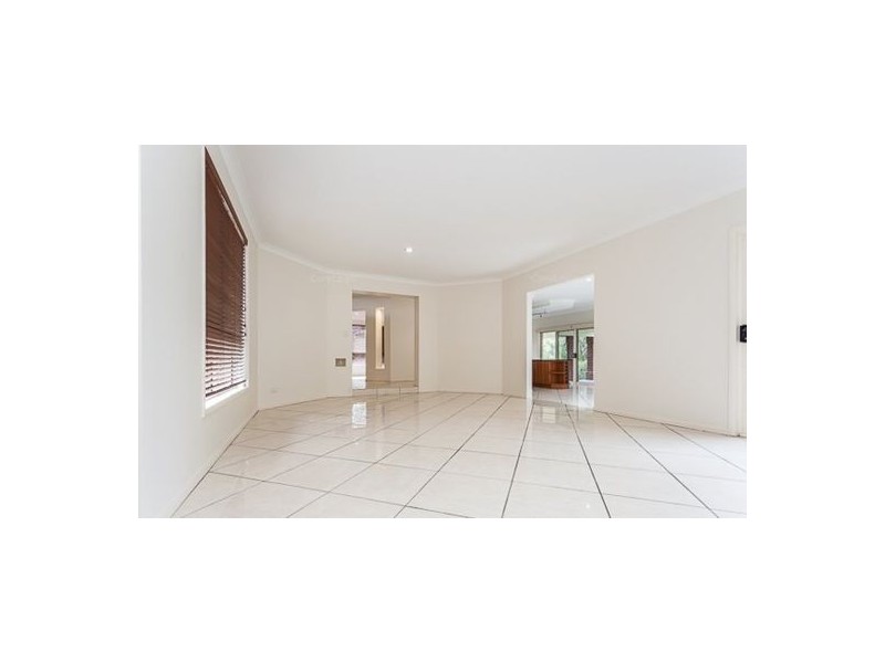 24 Cherrington Way, Murrumba Downs QLD 4503