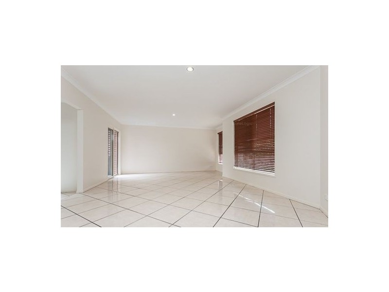 24 Cherrington Way, Murrumba Downs QLD 4503