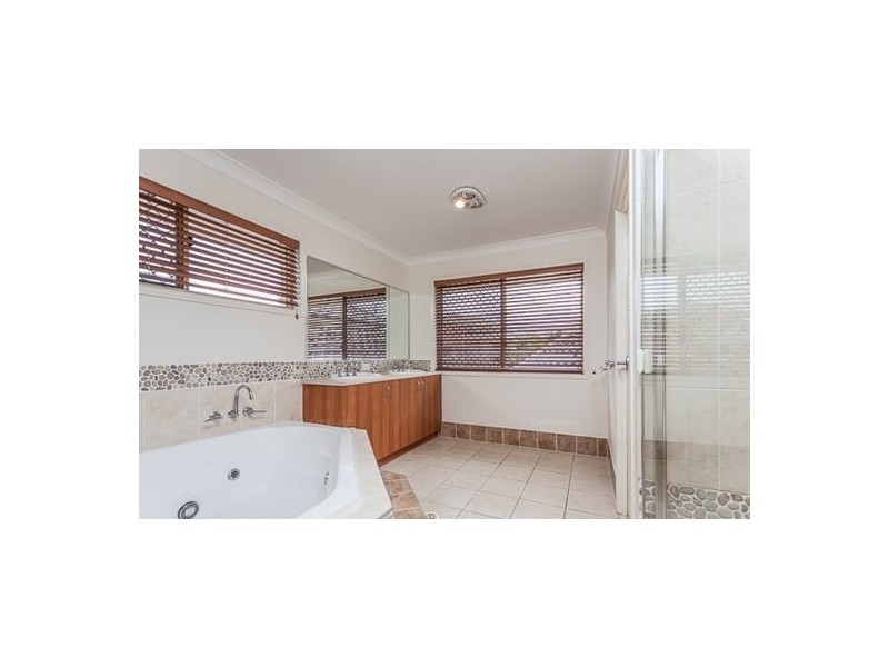 24 Cherrington Way, Murrumba Downs QLD 4503