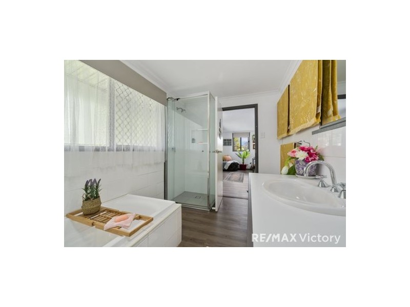 27 Durundur St, Woodford QLD 4514
