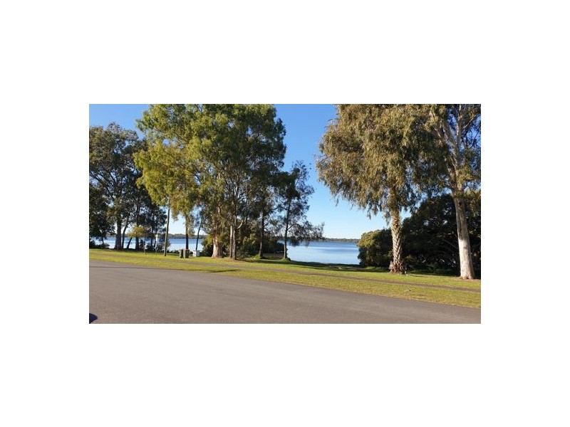 78 Esplanade, Toorbul QLD 4510