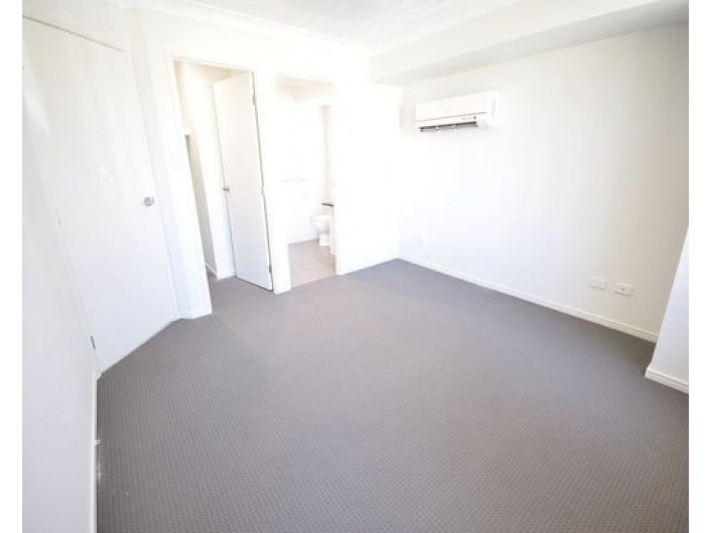 21 Feather Court, Morayfield QLD 4506