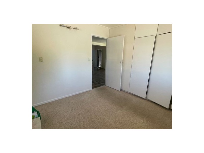 4/11 Palm Ave, Bongaree QLD 4507