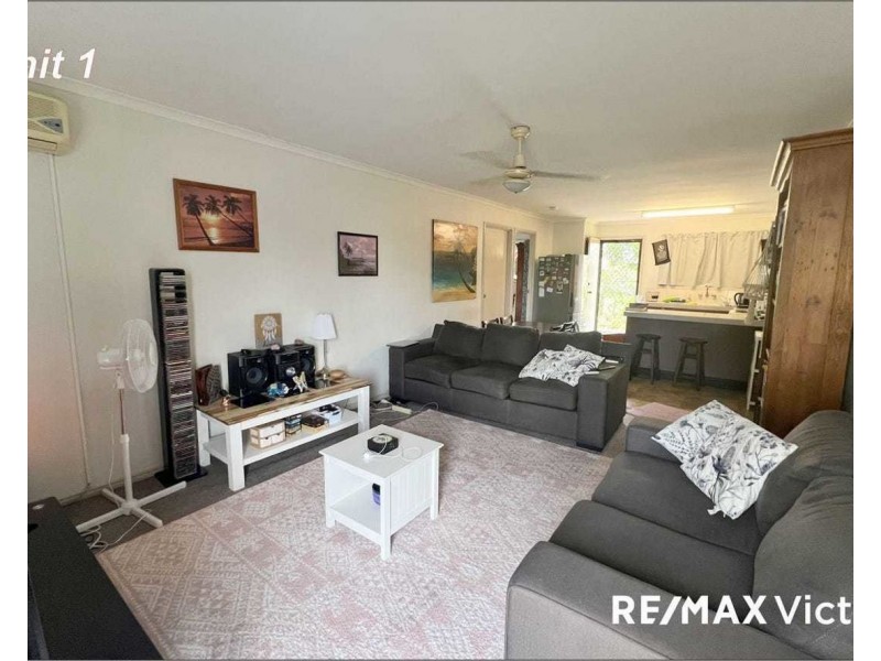 1/8 Hazelnut Drive, Caboolture South QLD 4510