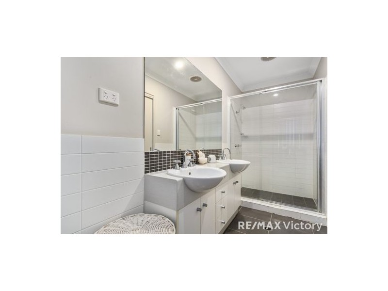 22 Cherrytree Crescent, Upper Caboolture QLD 4510