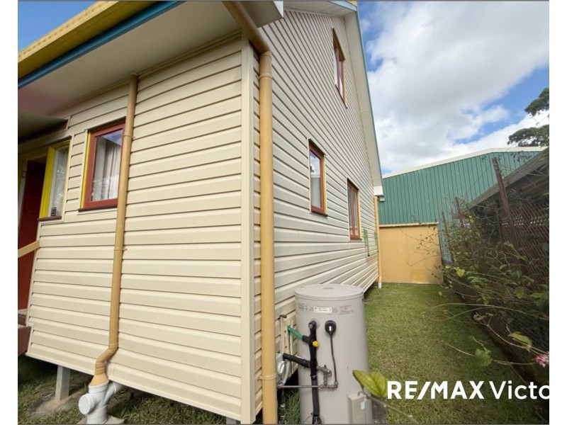 6 McPherson Street, Caboolture QLD 4510