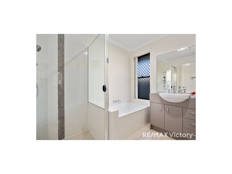 15 Moses Circuit, Caboolture QLD 4510