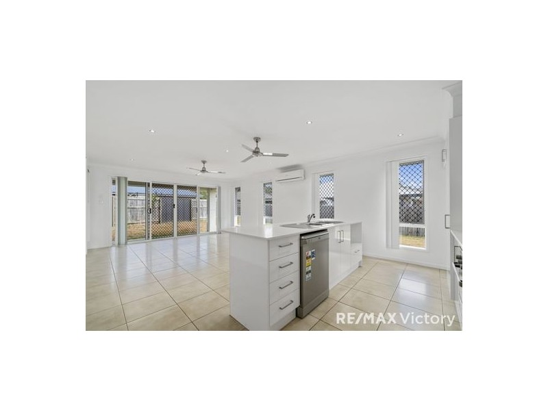 6 Mildura Court, Burpengary QLD 4505