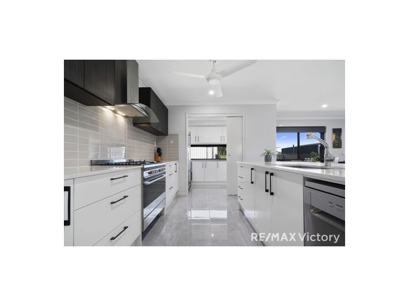 17 Limburg Ave, Caboolture QLD 4510