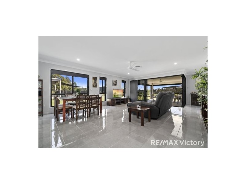 17 Limburg Ave, Caboolture QLD 4510
