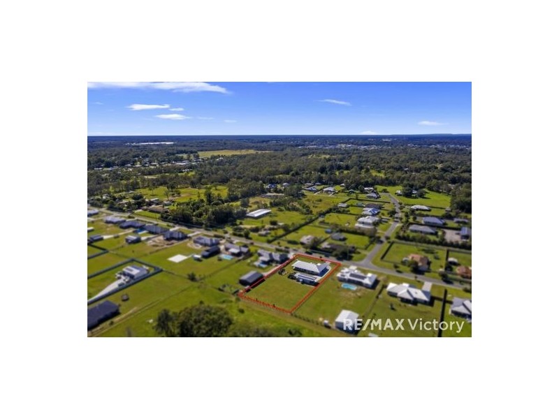 17 Limburg Ave, Caboolture QLD 4510