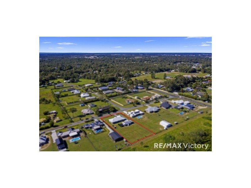 17 Limburg Ave, Caboolture QLD 4510