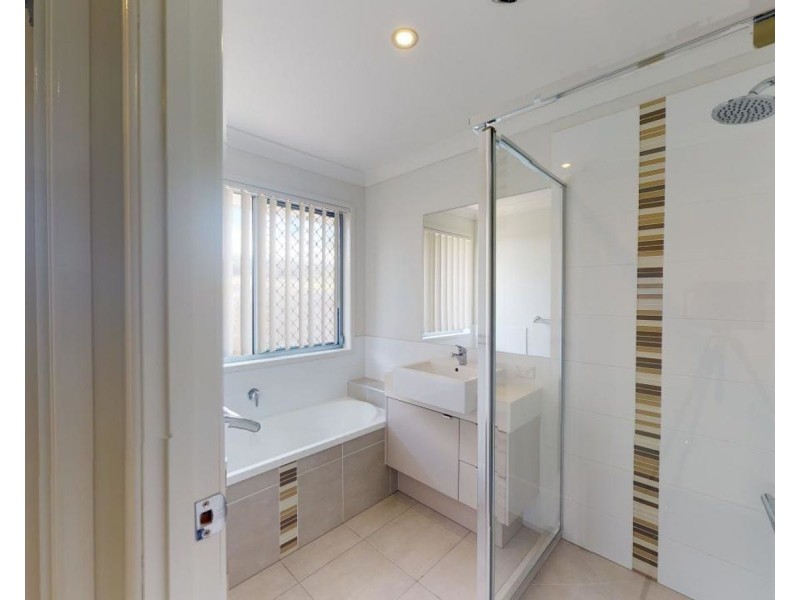 1/12 McCallum Street, Caboolture QLD 4510