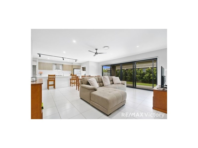 34 Riverparks Way, Upper Caboolture QLD 4510