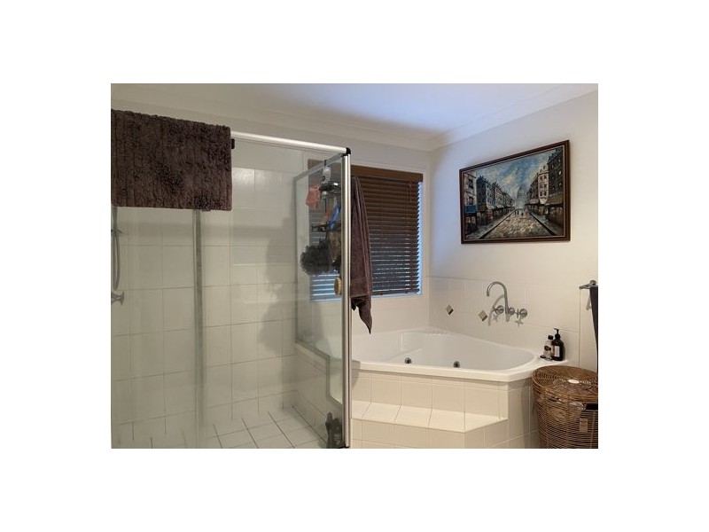 16 Bigita Place, Elimbah QLD 4516