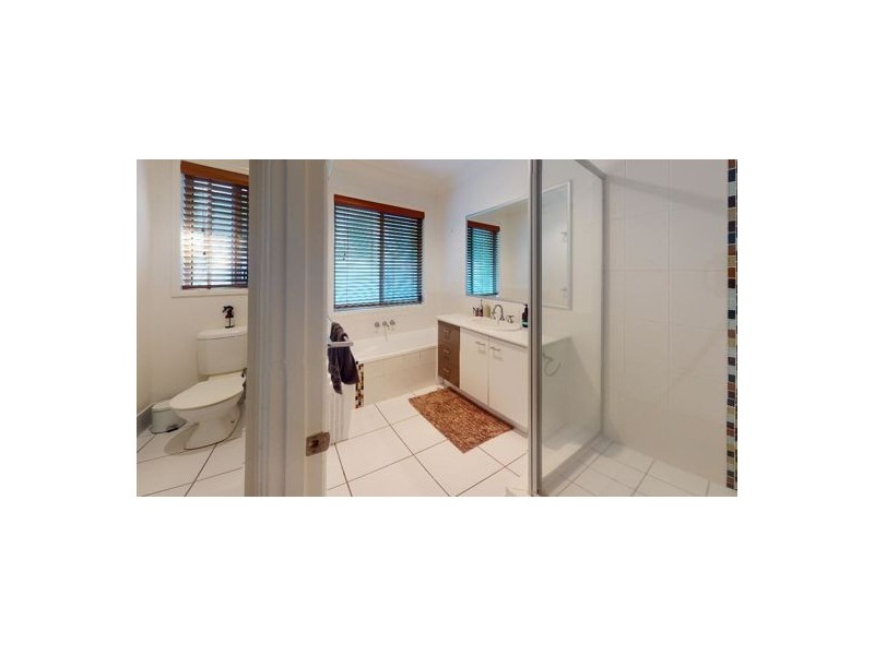16 Bigita Place, Elimbah QLD 4516