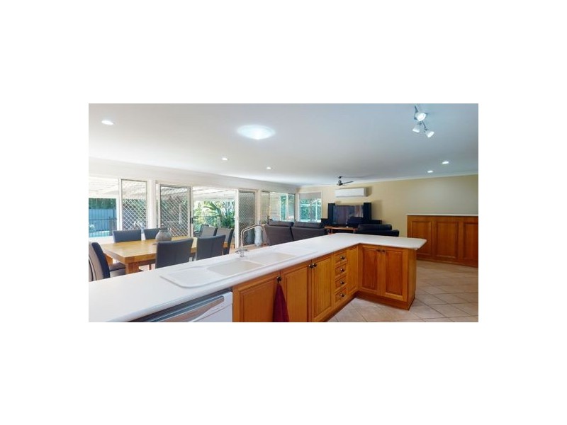 16-20 Bryven Ct, Morayfield QLD 4506