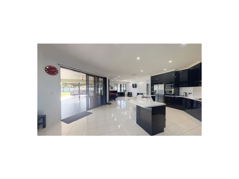 8-12 Pocketwood Place, Upper Caboolture QLD 4510