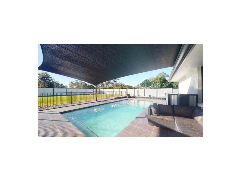 8-12 Pocketwood Place, Upper Caboolture QLD 4510