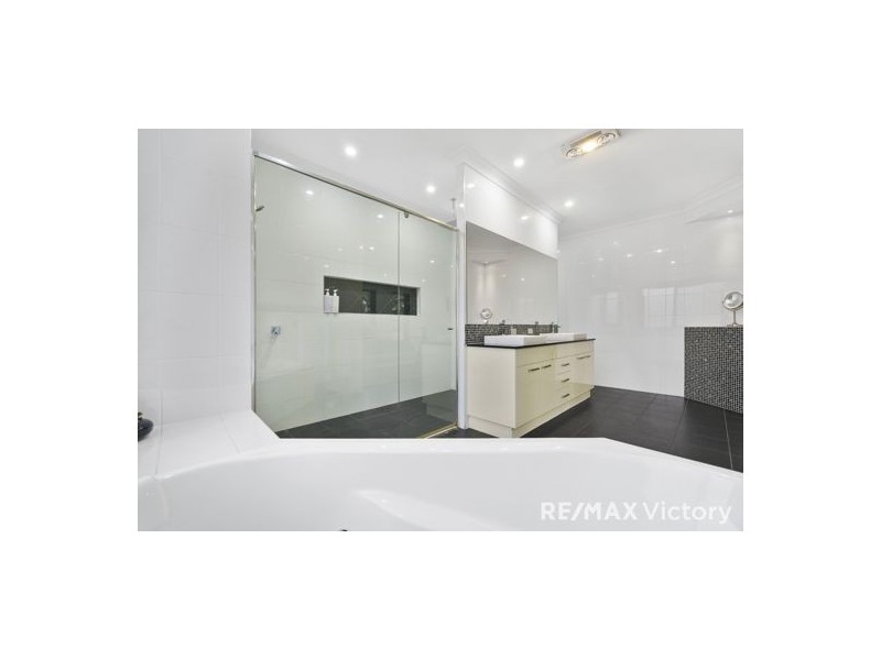 8-12 Pocketwood Place, Upper Caboolture QLD 4510