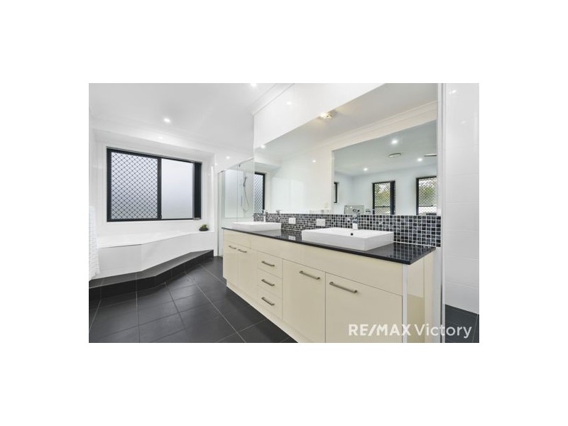 8-12 Pocketwood Place, Upper Caboolture QLD 4510