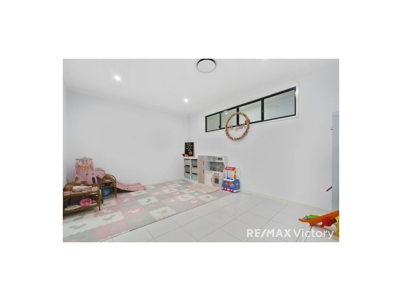 8-12 Pocketwood Place, Upper Caboolture QLD 4510