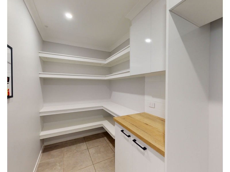 33 Angelica Street, Caboolture QLD 4510