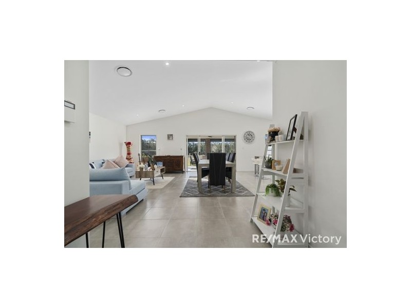 6 Peakview Drive, Caboolture QLD 4510