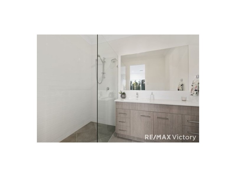 6 Peakview Drive, Caboolture QLD 4510