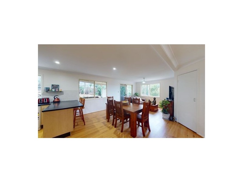 4 Giles Chase, Narangba QLD 4504