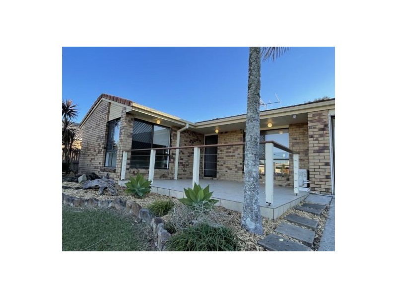 4 Fernlea Court, Caboolture QLD 4510