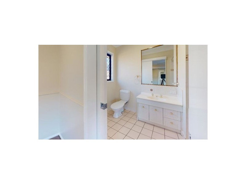 4 Fernlea Court, Caboolture QLD 4510