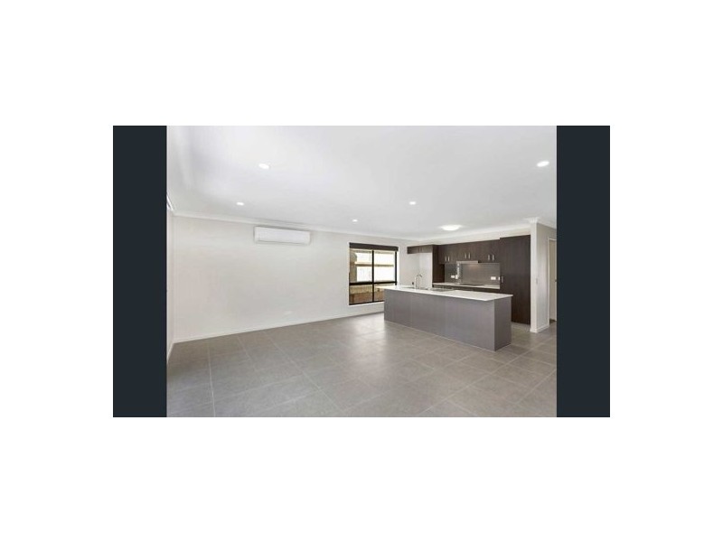 6 Awoonga Crescent, Morayfield QLD 4506