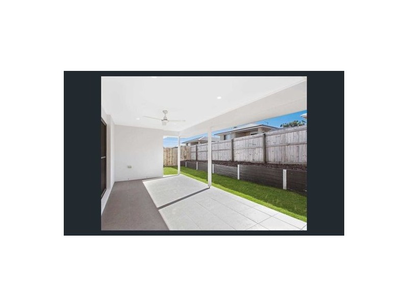 6 Awoonga Crescent, Morayfield QLD 4506