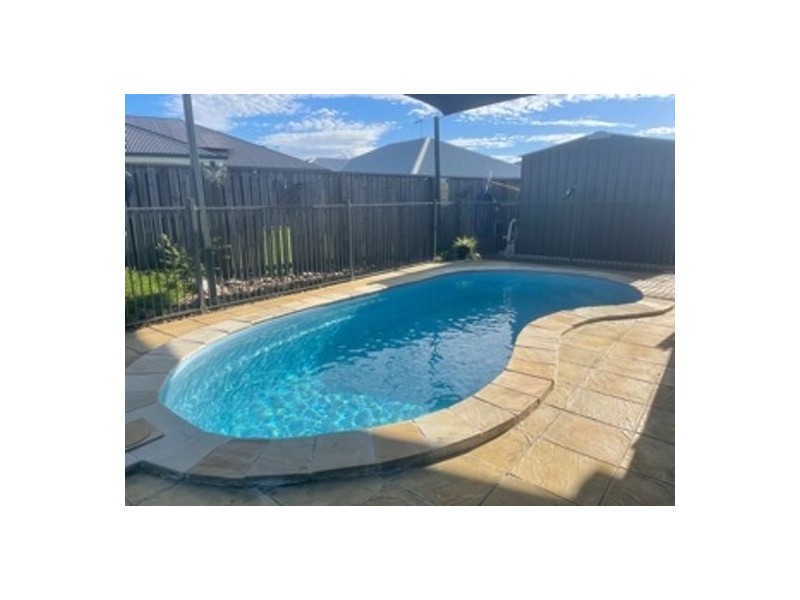 32 Coneflower Street, Caboolture QLD 4510