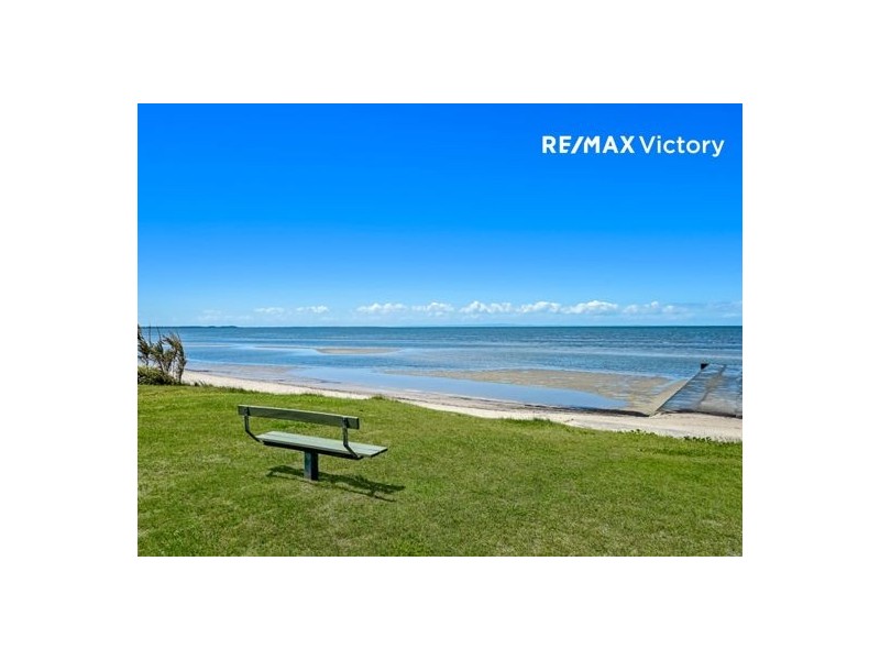 7 Phillip Street, Beachmere QLD 4510