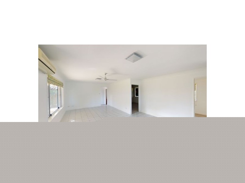 7 Phillip Street, Beachmere QLD 4510