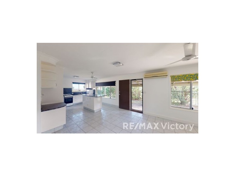 7 Phillip Street, Beachmere QLD 4510