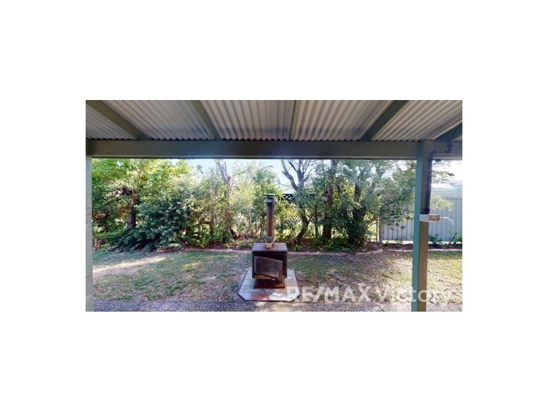 7 Phillip Street, Beachmere QLD 4510