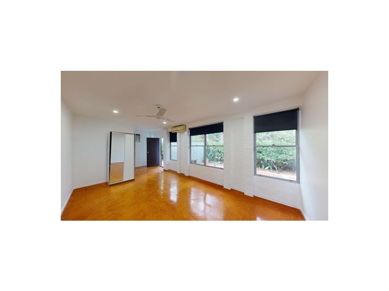 7 Phillip Street, Beachmere QLD 4510