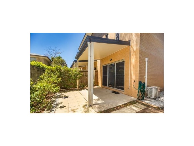 2/9 Station Road, Burpengary QLD 4505