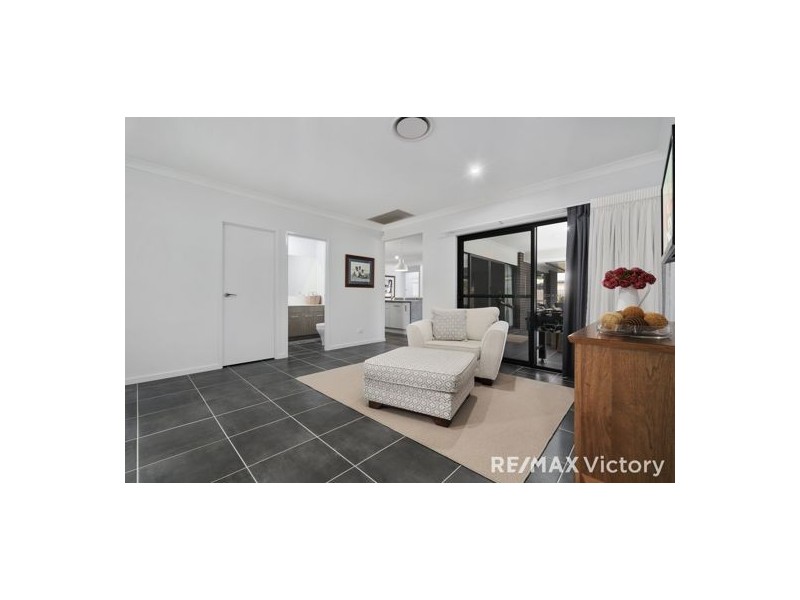 5 Limburg Ave, Caboolture QLD 4510