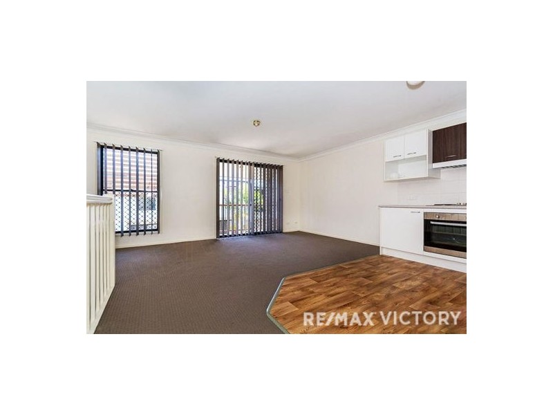 2/17 Lower King Street, Caboolture QLD 4510