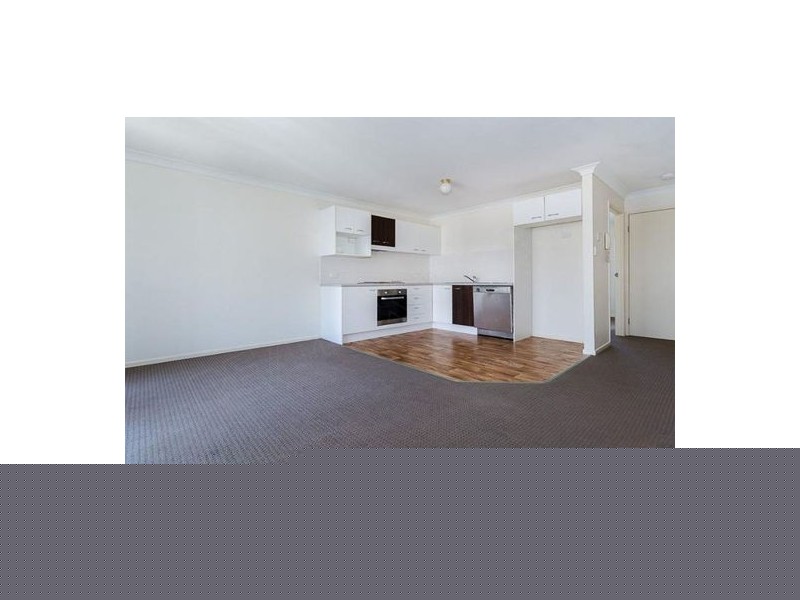 2/17 Lower King Street, Caboolture QLD 4510