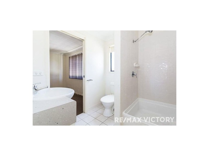 2/17 Lower King Street, Caboolture QLD 4510