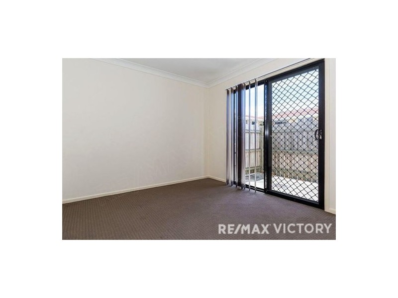 2/17 Lower King Street, Caboolture QLD 4510