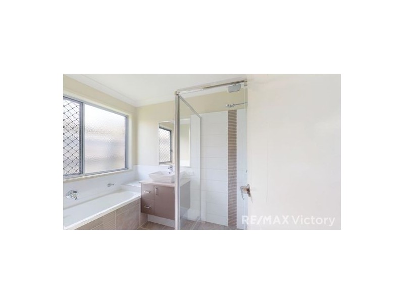 4 Thistledome Street, Morayfield QLD 4506