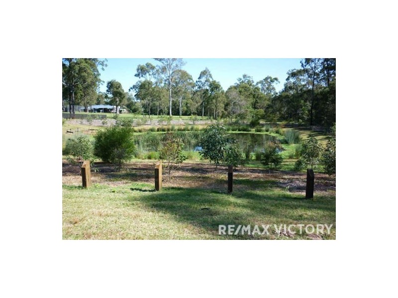 4 Thistledome Street, Morayfield QLD 4506